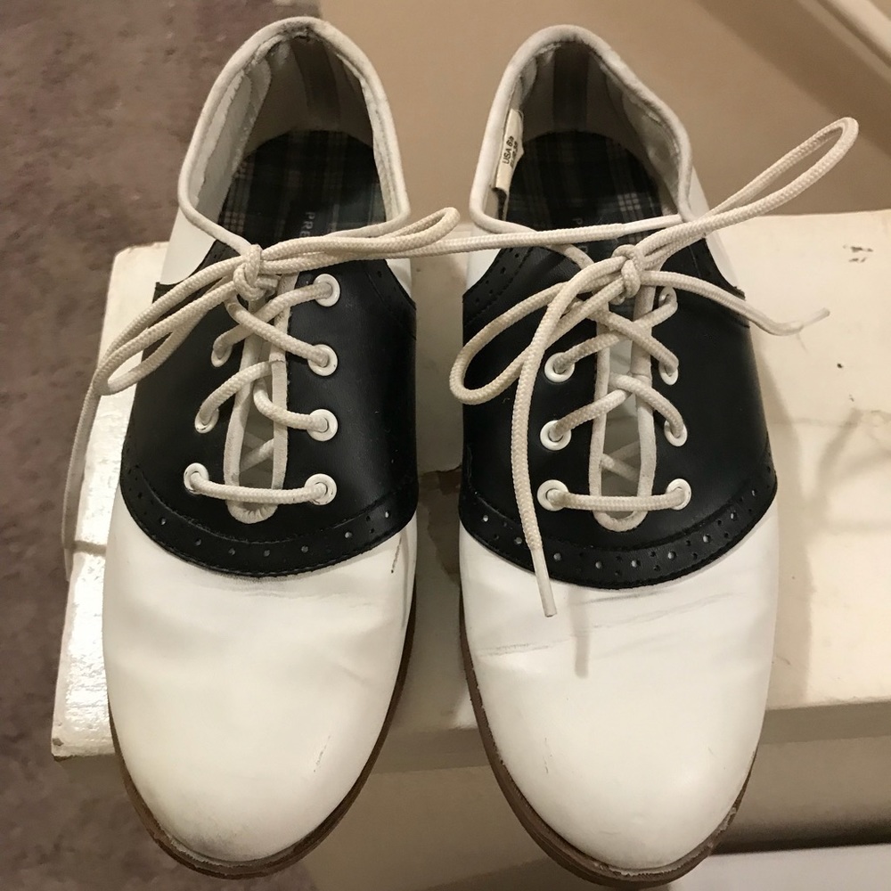 1950’s inspired Saddle Shoes